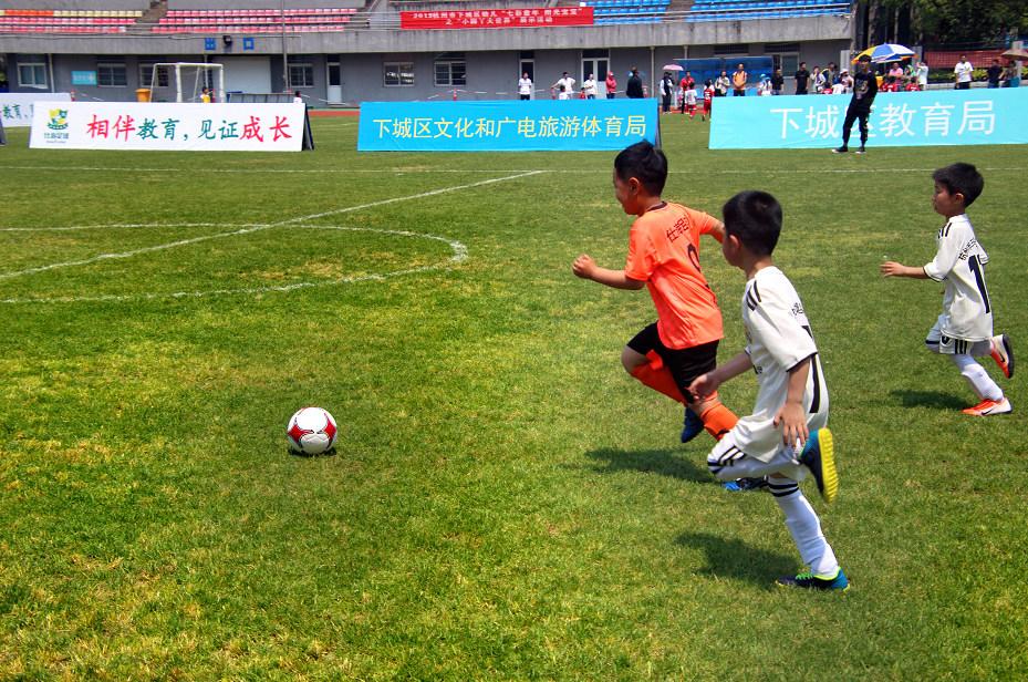 u20女足世界杯今天有直播吗(今日直播：U20法国世界杯 中国女足VS德国女足 榜首大战你看不看)